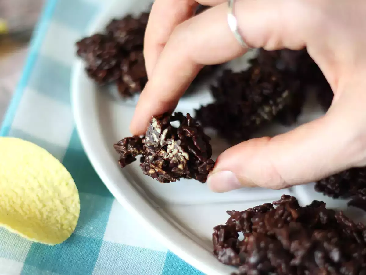 Chokladpraliner i sandrosor - foto 5