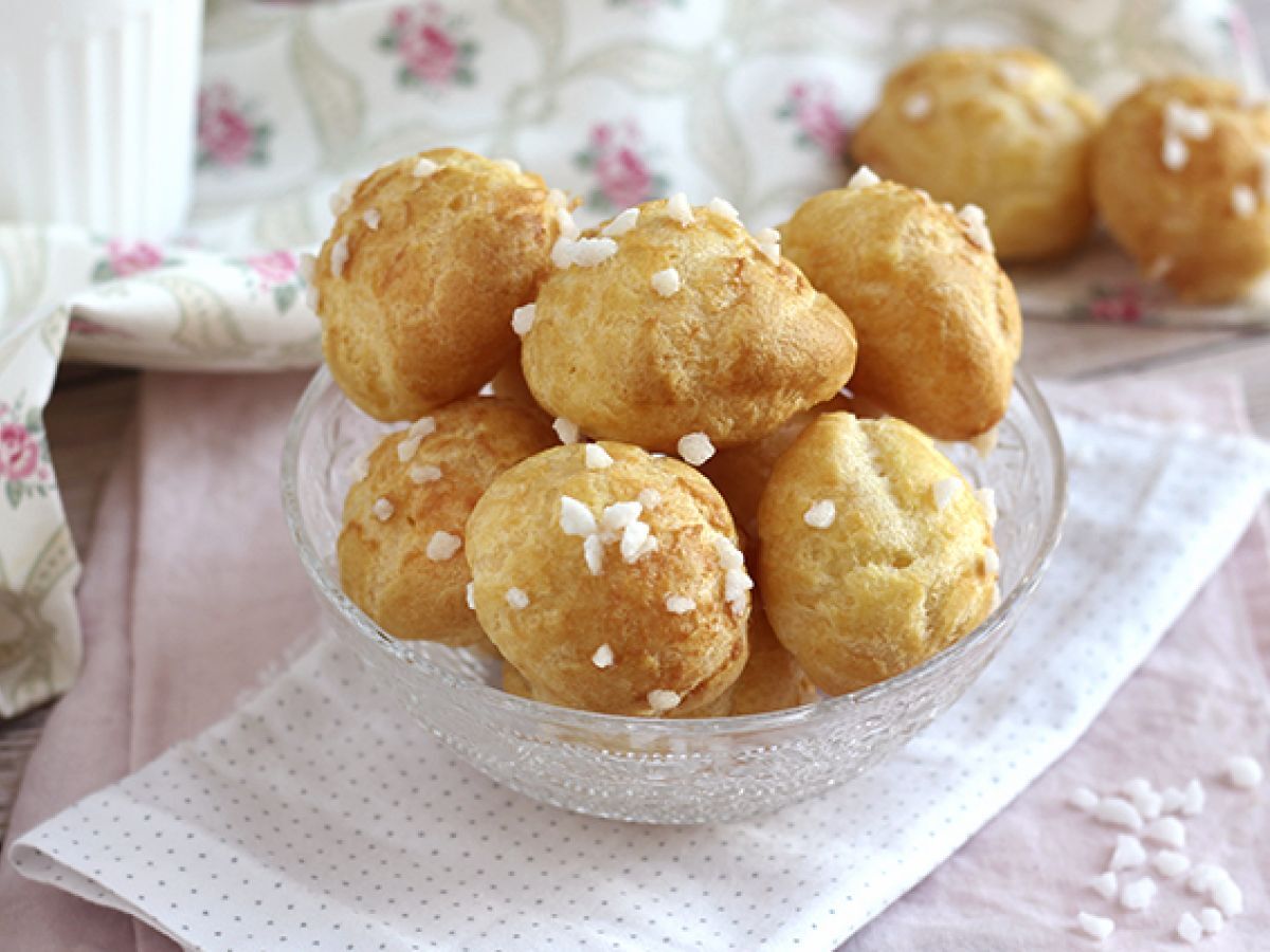 Chouquettes, choux med pärlsocker