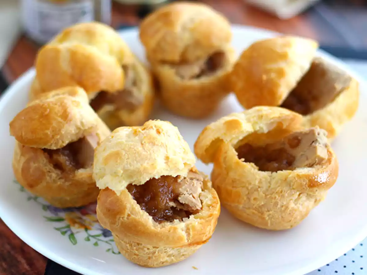Choux med foie gras och konfiterad lök - foto 3