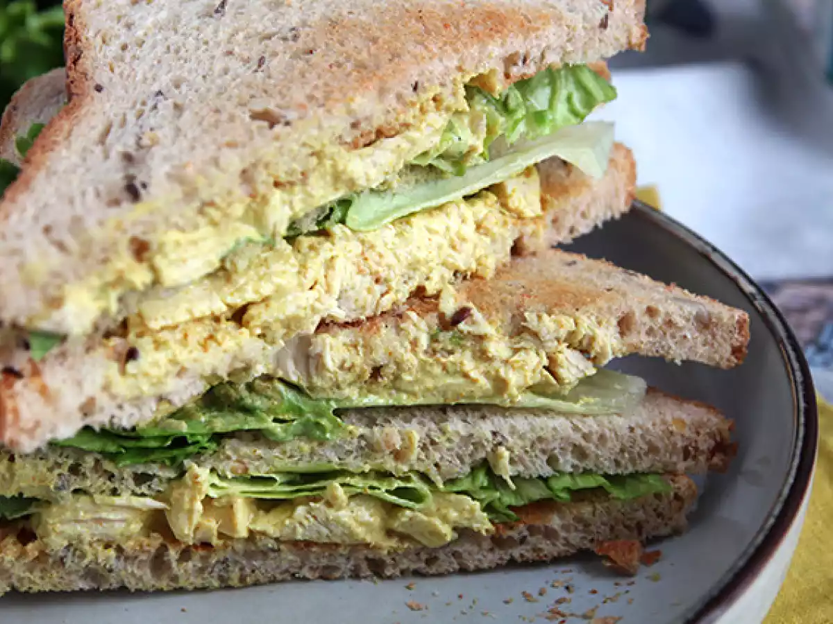 Club Sandwich med kyckling och curry - foto 4