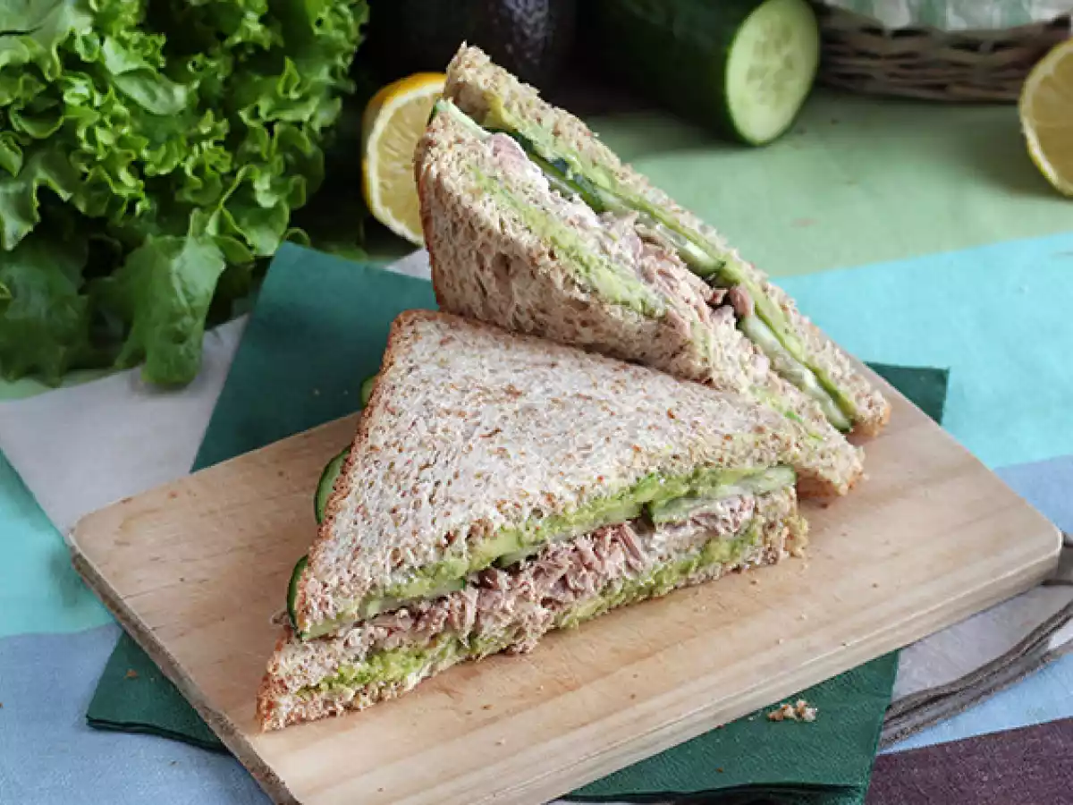 Club sandwich med tonfisk och avokado - foto 5