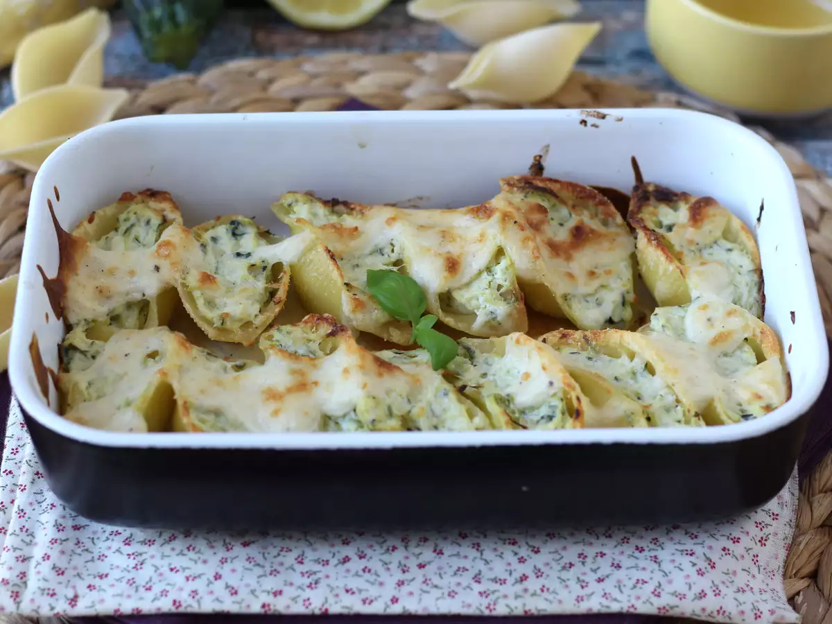 Conchiglioni fyllda med ricotta, zucchini och citron: krämig och gratinerad i ugnen - foto 6