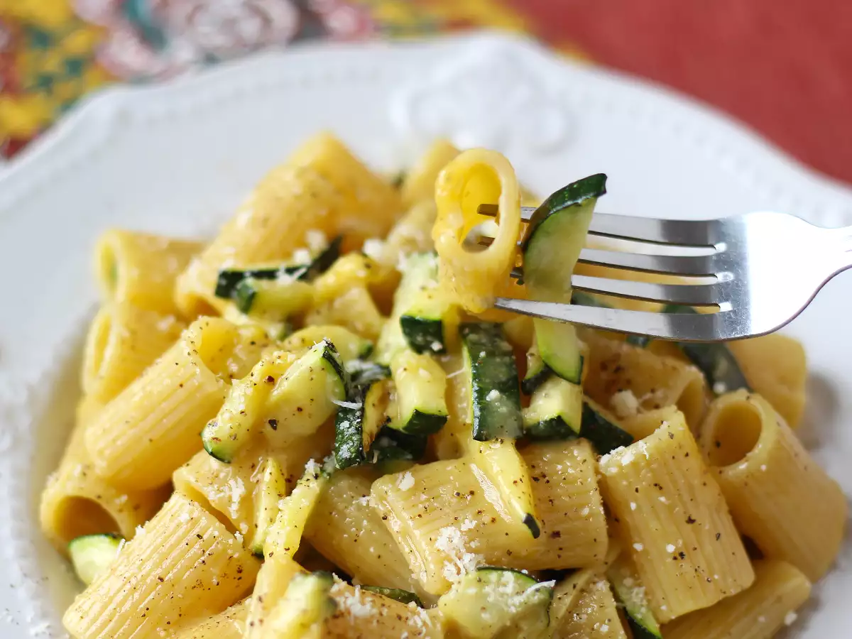 Courgette Carbonara: det vegetariska receptet som är lätt att göra - foto 2
