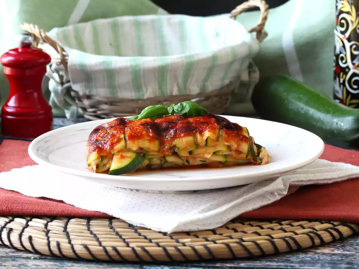 Courgette parmigiana i fritös: snabb, lätt och krispig - foto 2