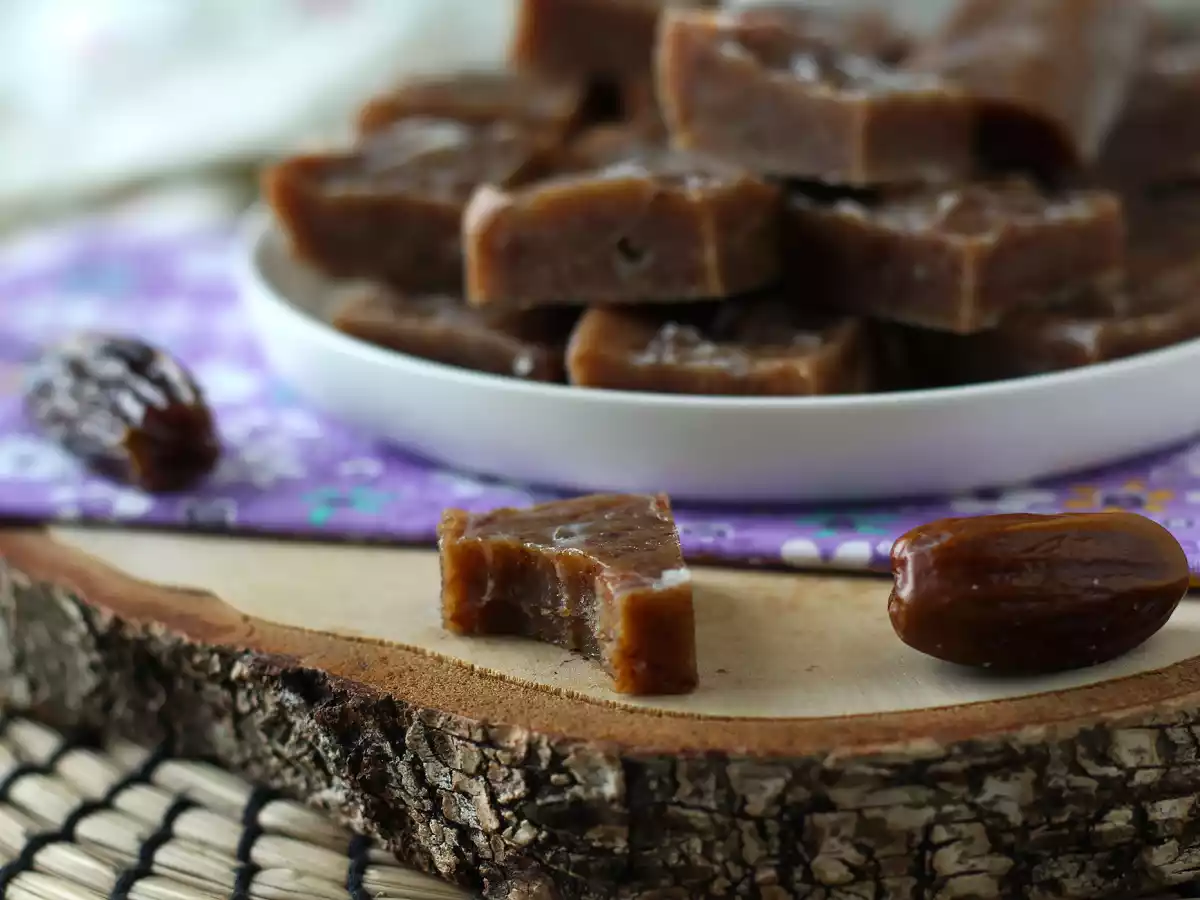 Dadelfudge, en liten fyrkant full av energi och smak! - foto 2