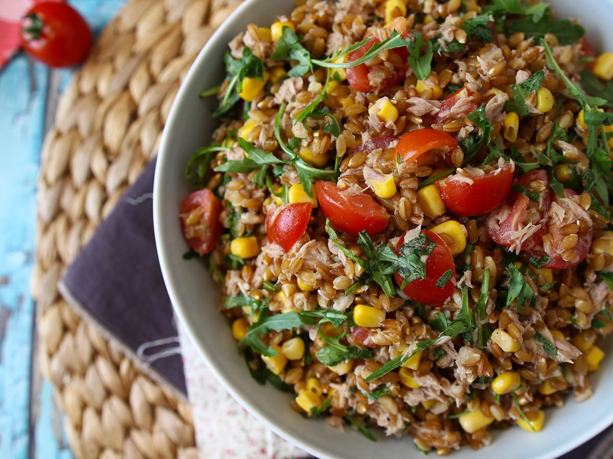 Dinkel- och tonfisksallad: lätt, välsmakande och perfekt recept året runt - foto 4