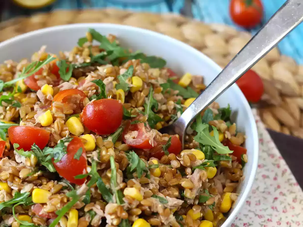 Dinkel- och tonfisksallad: lätt, välsmakande och perfekt recept året runt - foto 5
