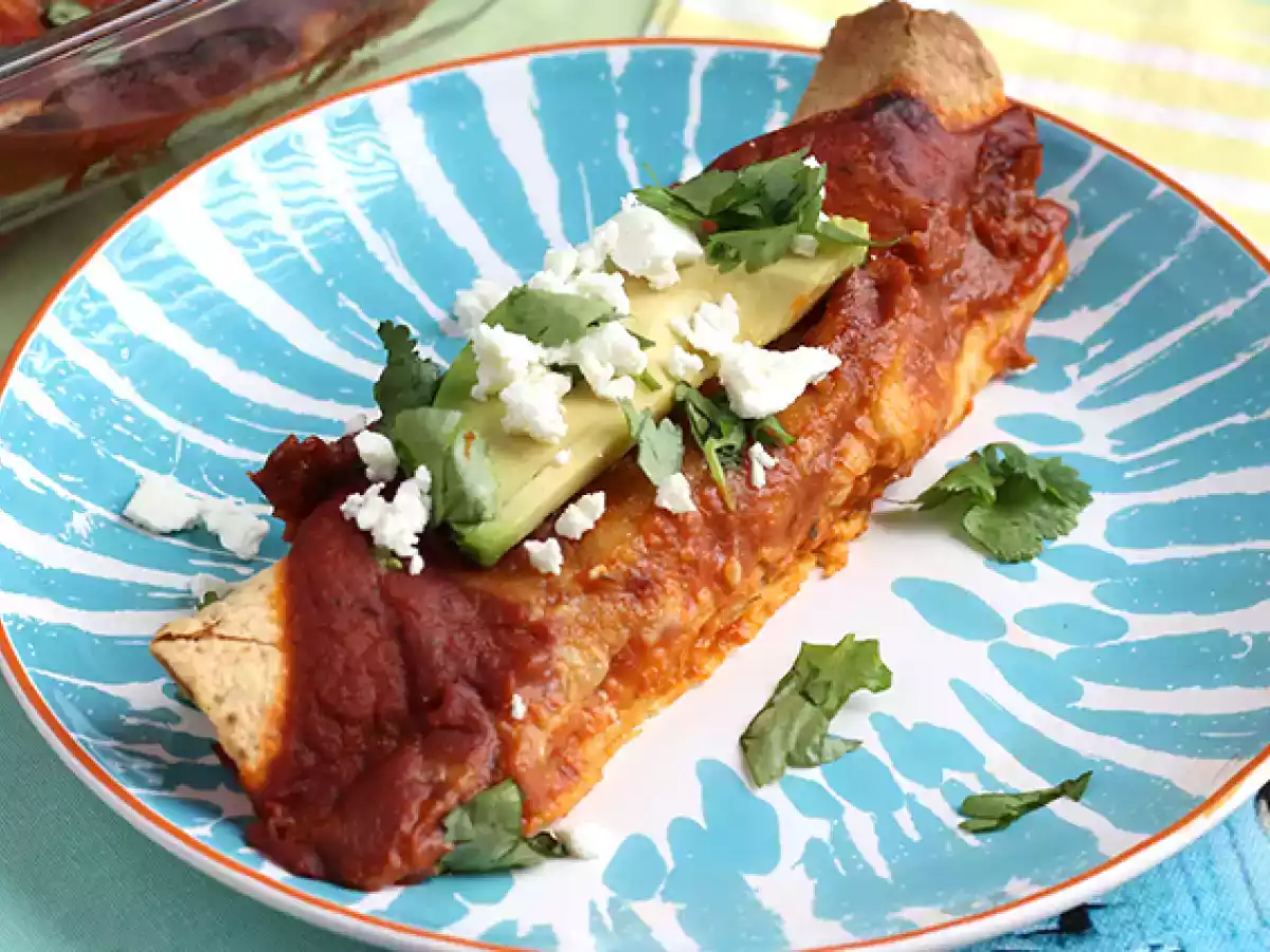 Enchiladas med kyckling och chilisås - foto 2