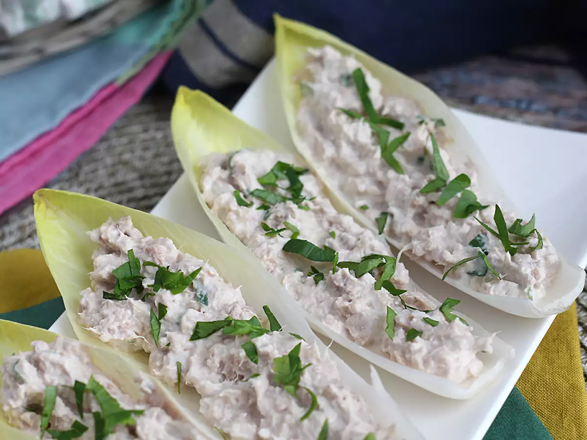 Endivblad fyllda med tonfisk - foto 2