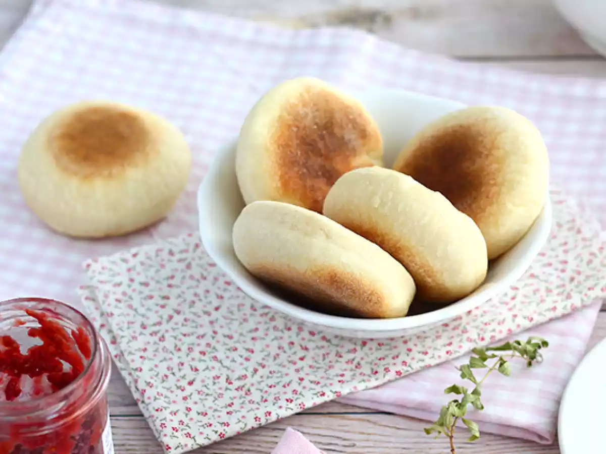 Engelska muffins (enkla och mjuka)