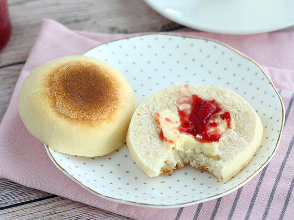 Engelska muffins (enkla och mjuka) - foto 4