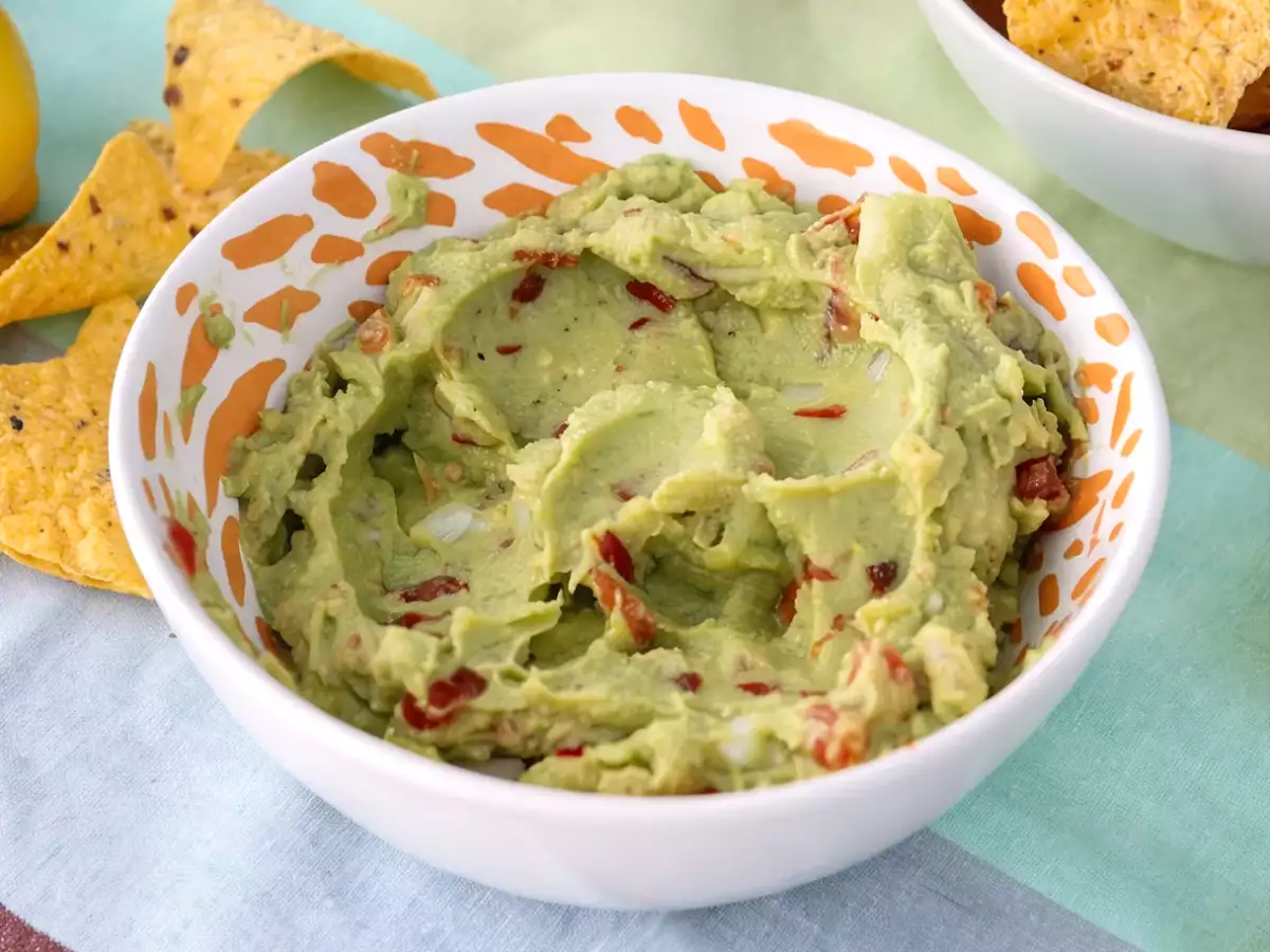 Enkel guacamole – steg för steg - foto 3