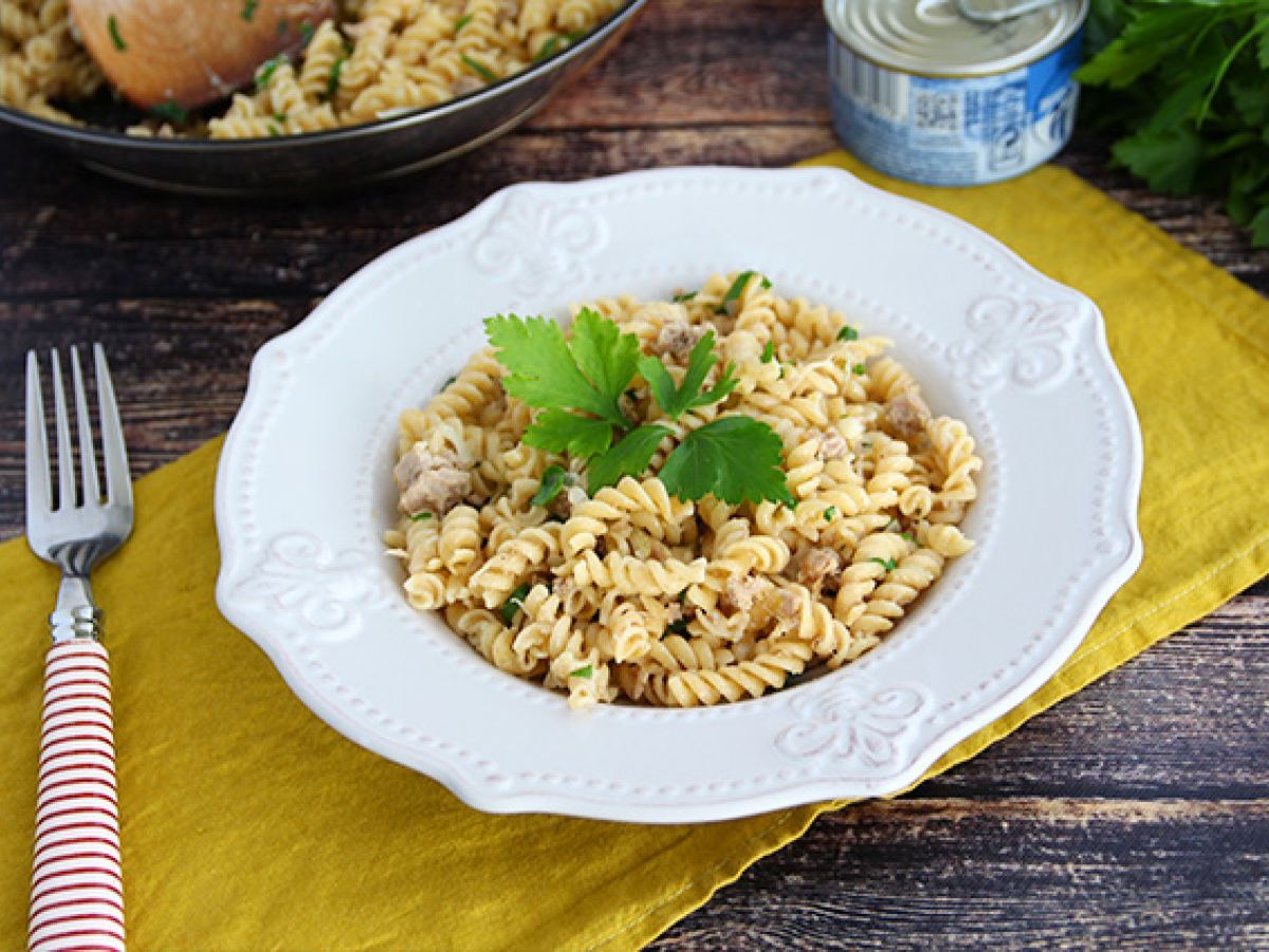 Enkel pasta med tonfisk