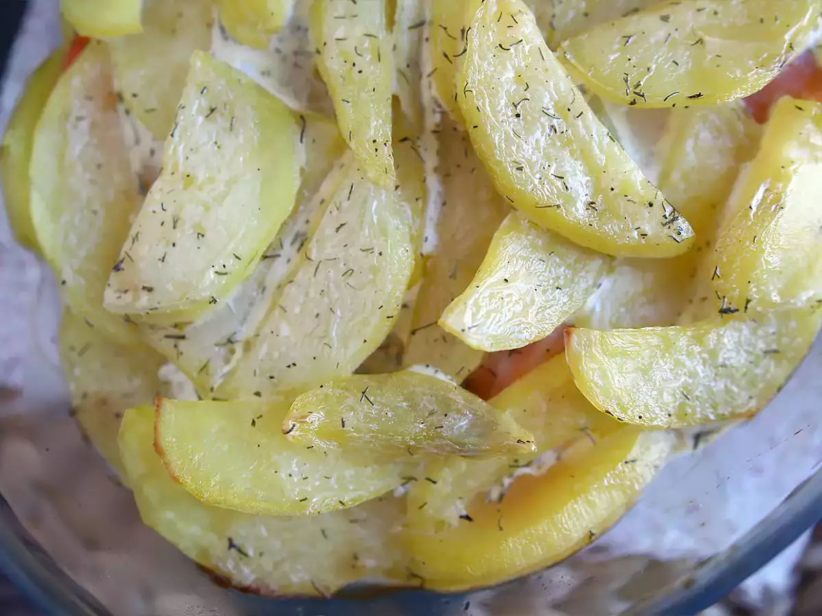 Enkel potatisgratäng med rökt lax – ett recept som alltid lyckas! - foto 2