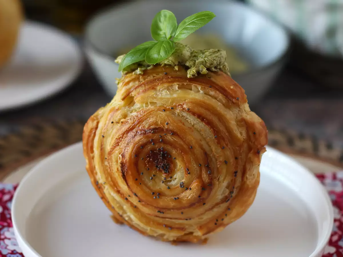 Enkel salt New York-roll med pesto och färskost – med bara 4 ingredienser - foto 3