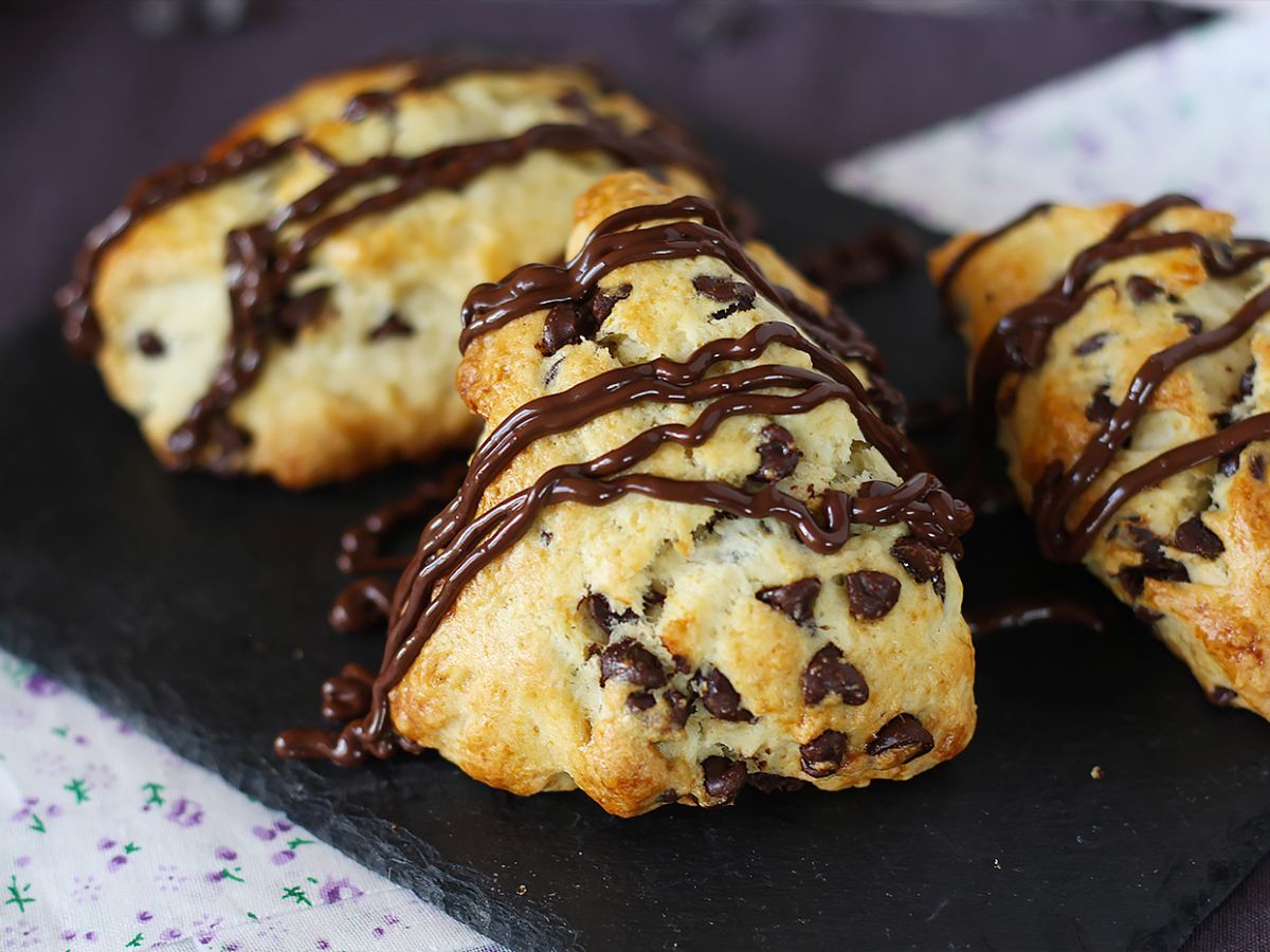 Enkla och mycket fluffiga chokladscones - foto 2