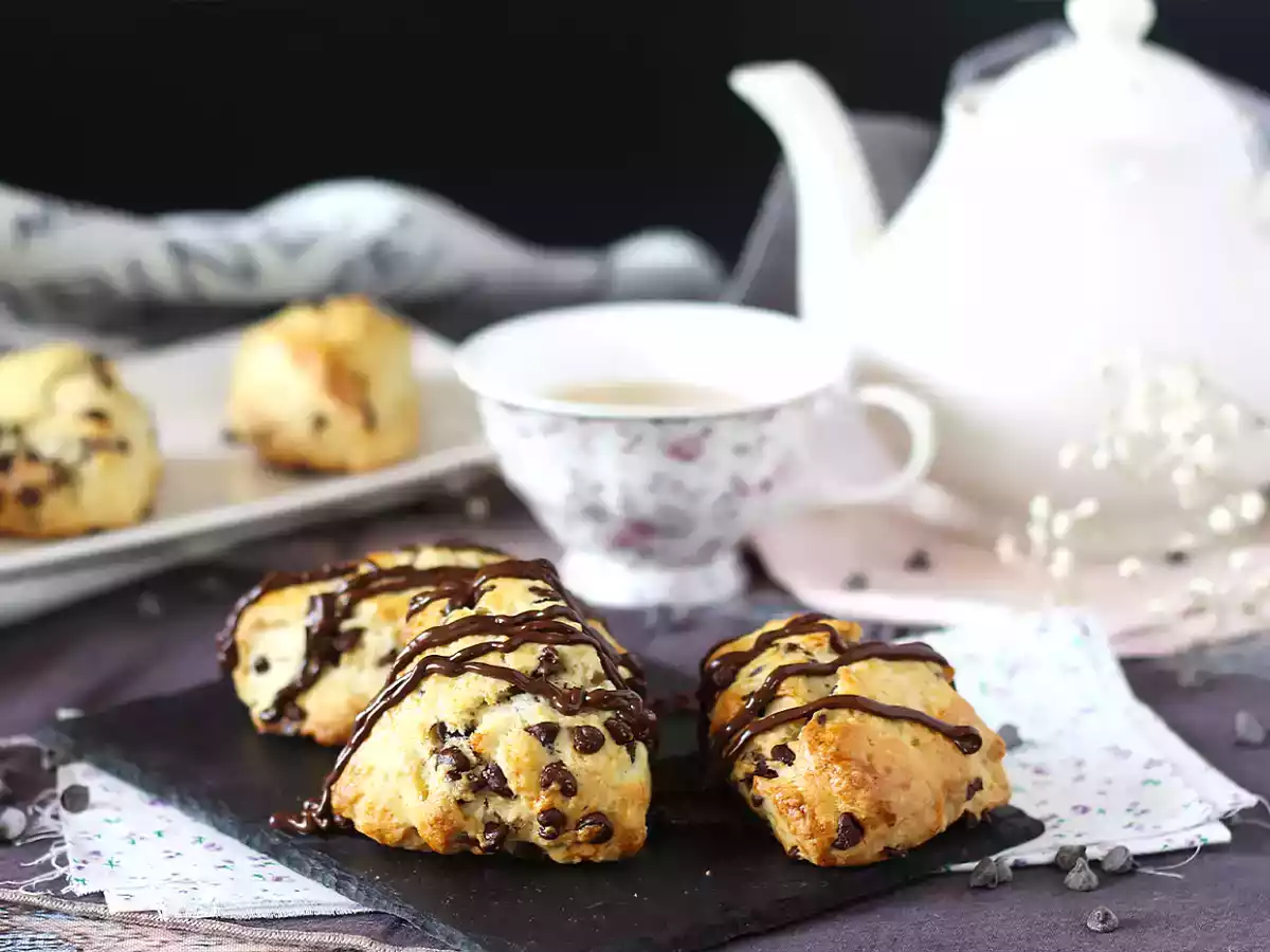 Enkla och mycket fluffiga chokladscones - foto 4