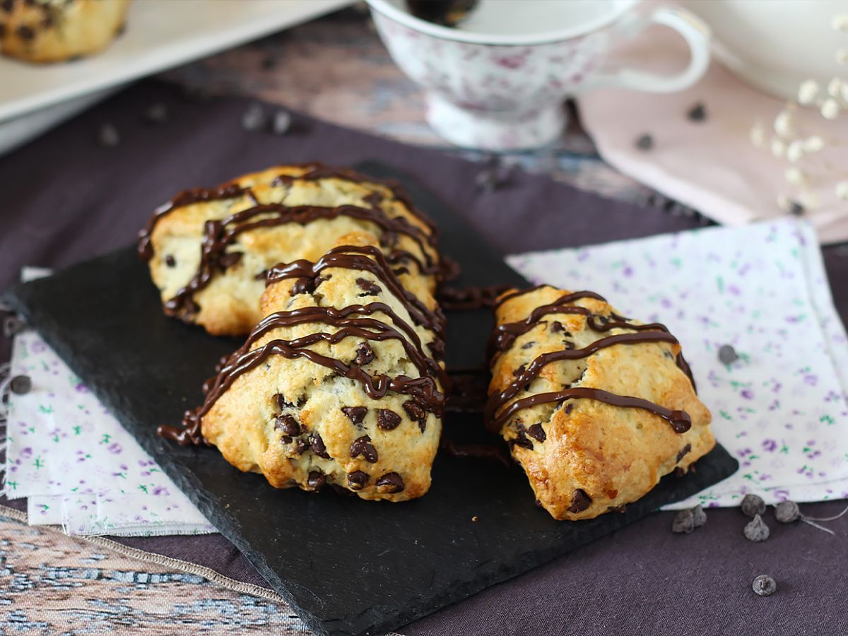 Enkla och mycket fluffiga chokladscones - foto 6