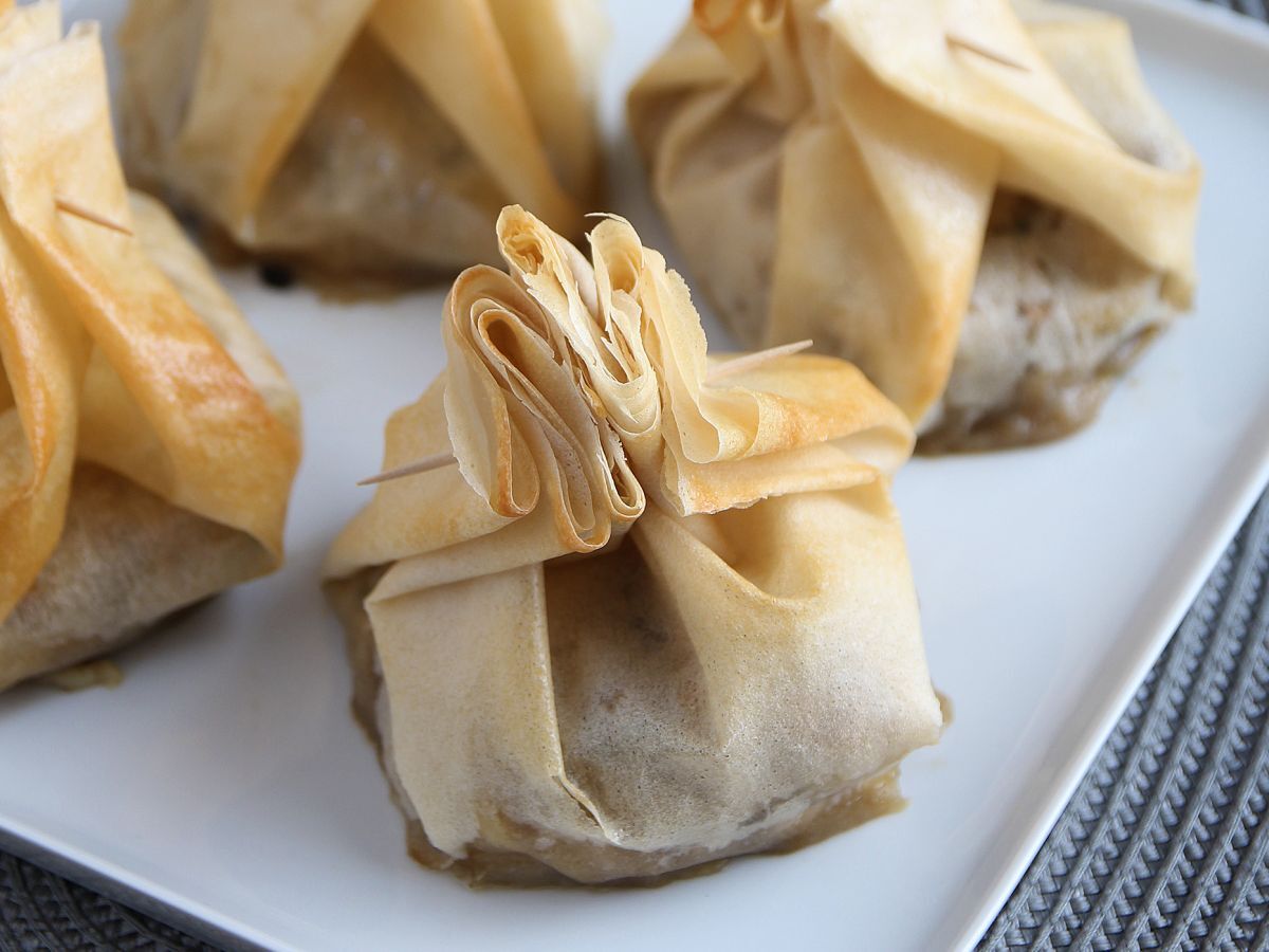 Extra krispiga aumônières med champinjoner, brieost och päron