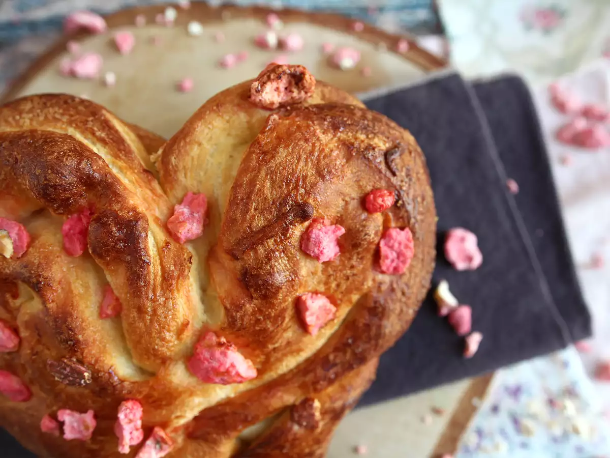 Extra mjuka hjärtformade briochebullar till alla hjärtans dag - foto 2