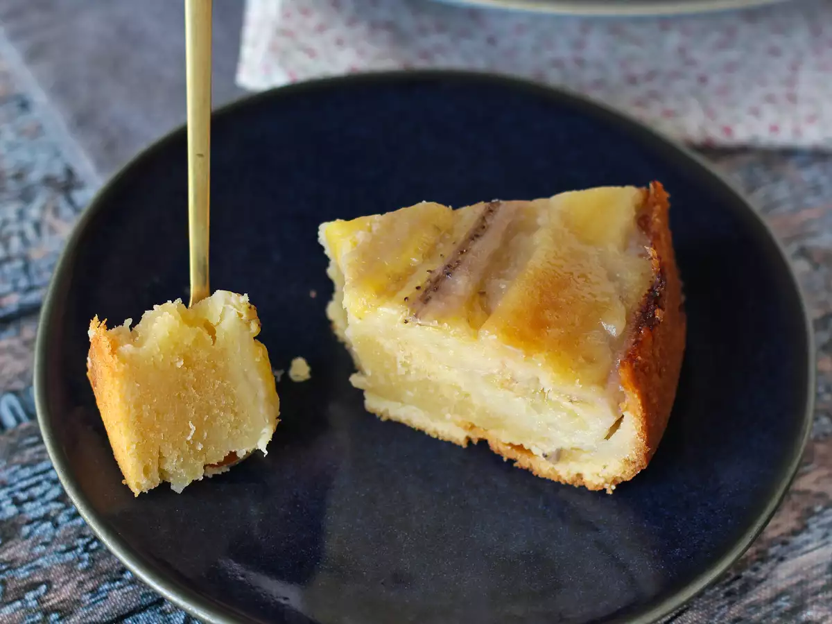 Extra saftig upp-och-nedvänd banankaka - foto 5
