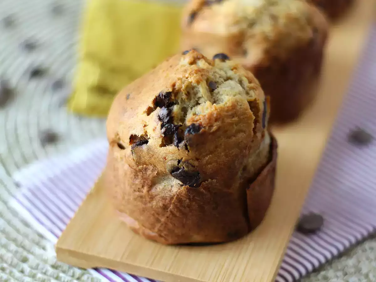 Extra saftiga bananmuffins med chokladbitar - foto 3