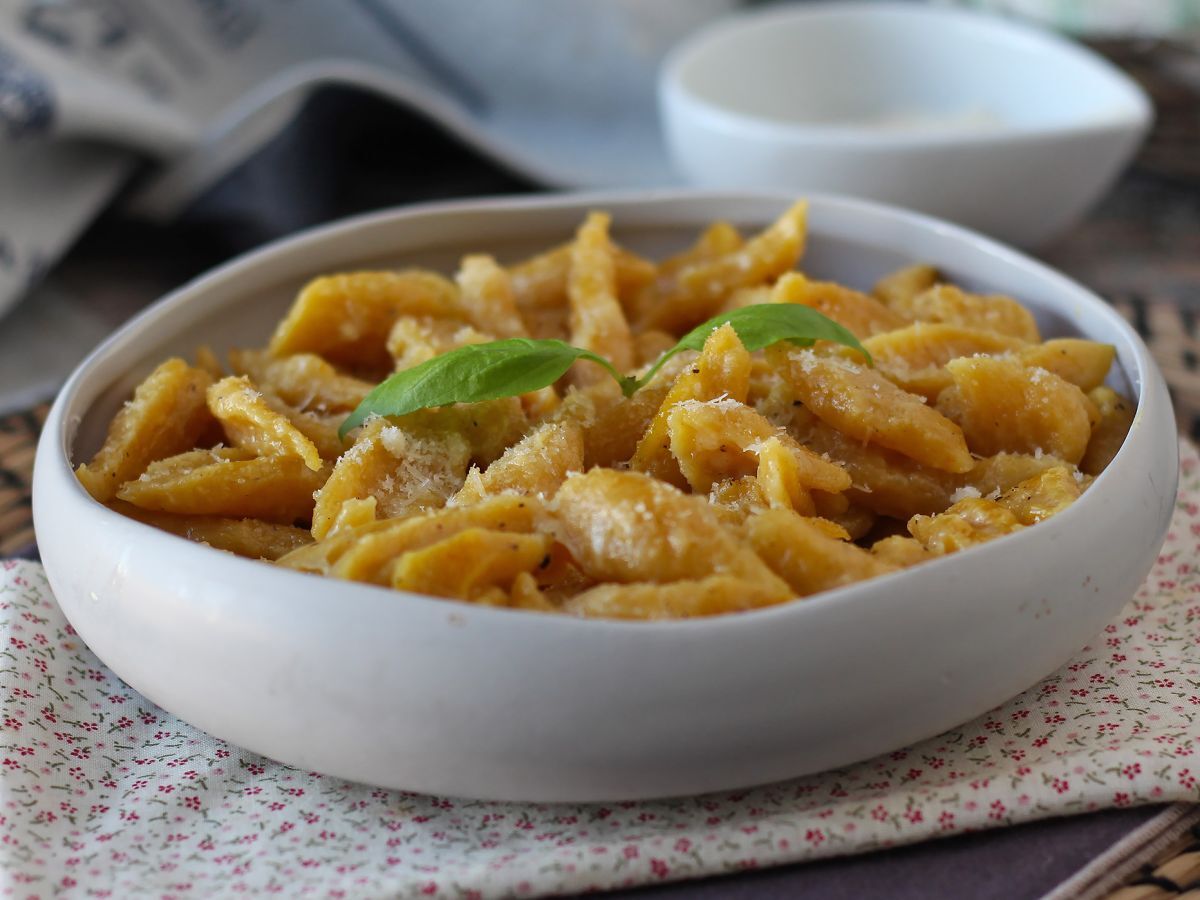 Färsk butternutpasta med endast 2 ingredienser