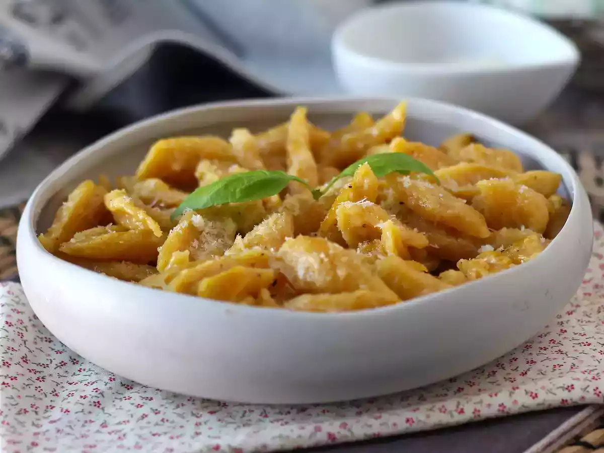 Färsk butternutpasta med endast 2 ingredienser
