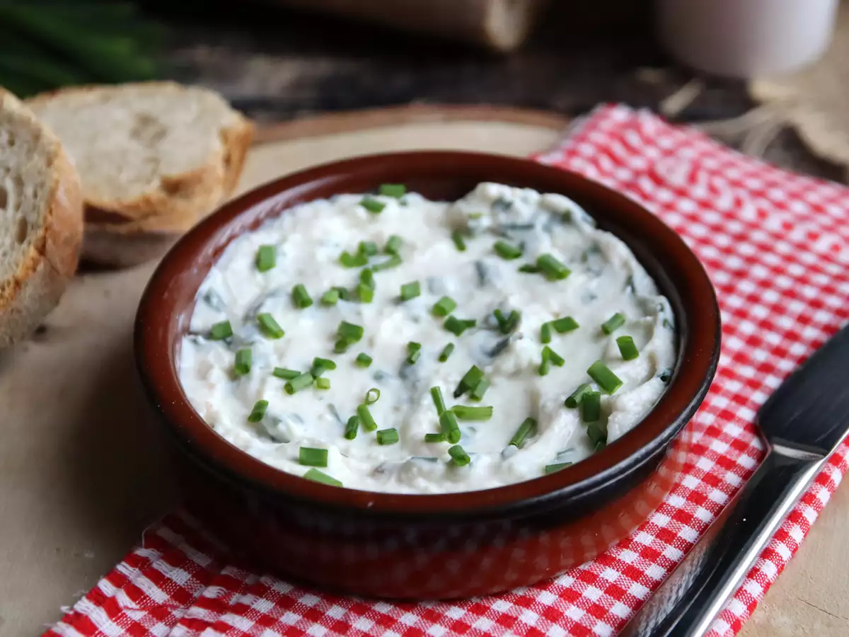 Faux-mage frais med vitlök och örter (den veganska sojabaserade osten!) - foto 2