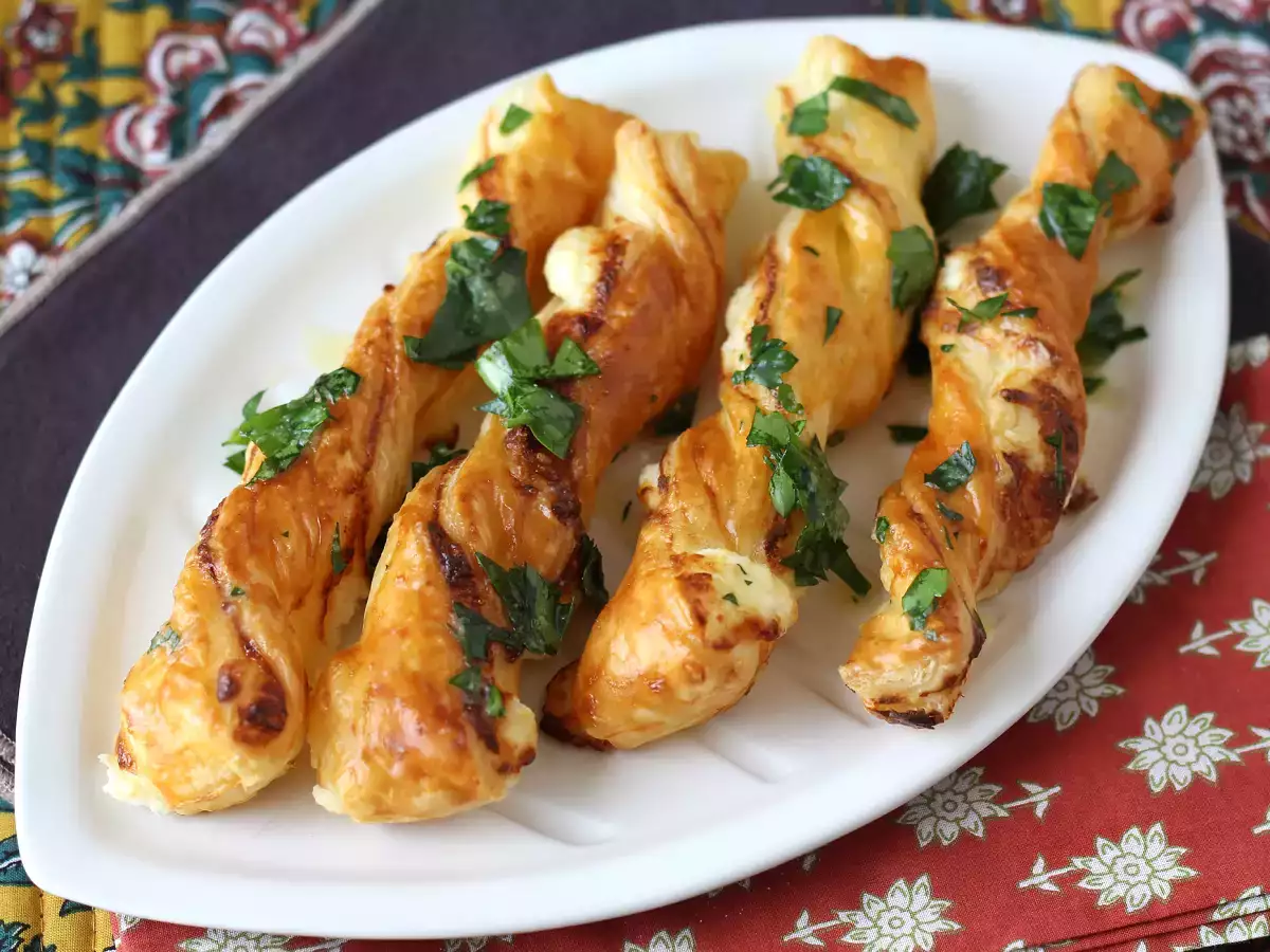 Flakiga ostsnurror med Airfryer - foto 4