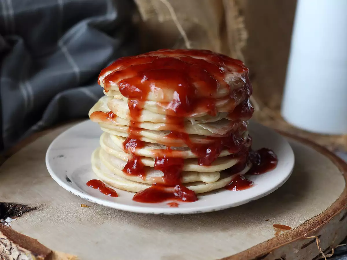 Fluffiga veganska pannkakor med linfröägg – enkelt recept utan ägg - foto 2