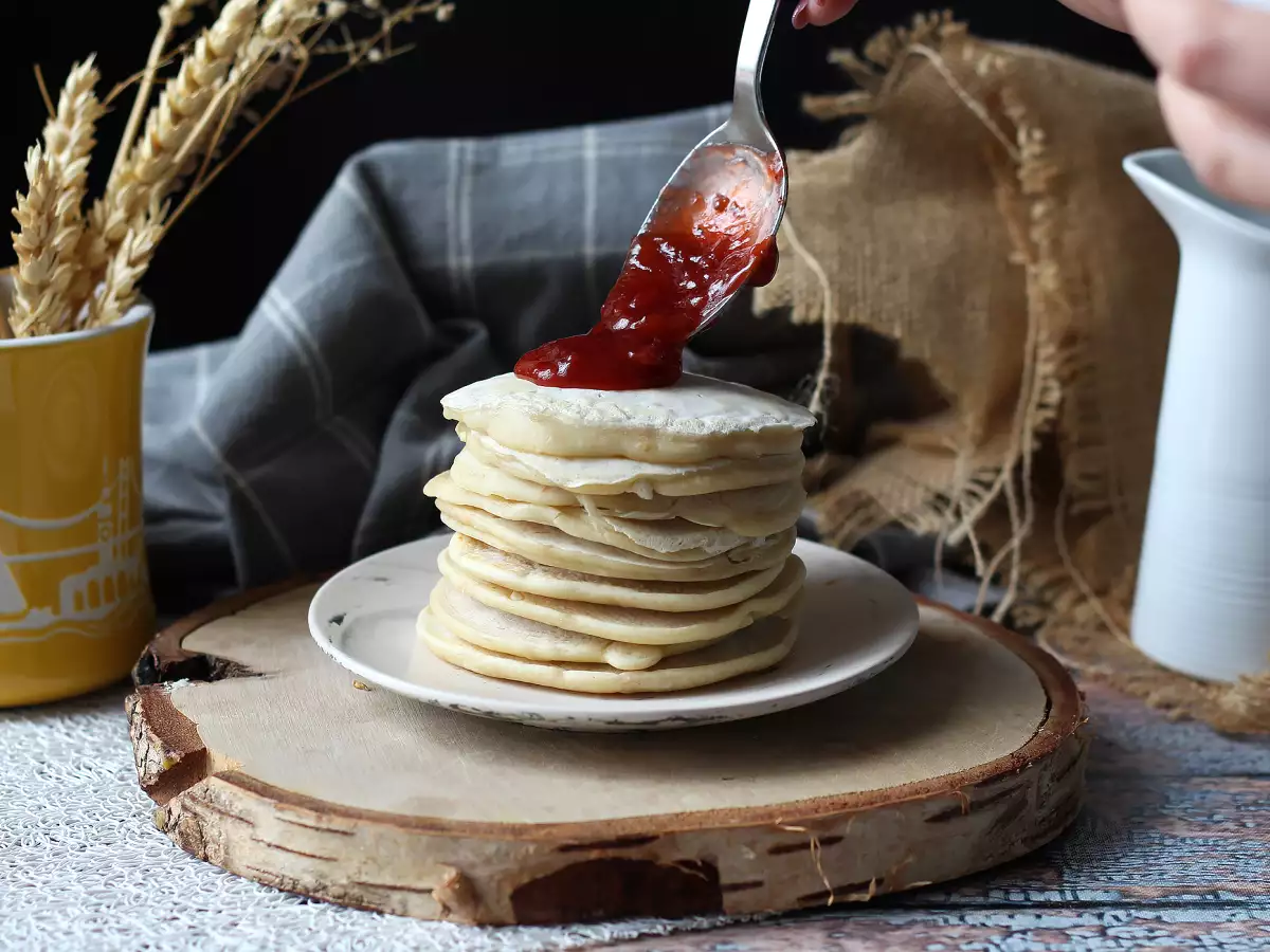 Fluffiga veganska pannkakor med linfröägg – enkelt recept utan ägg - foto 3