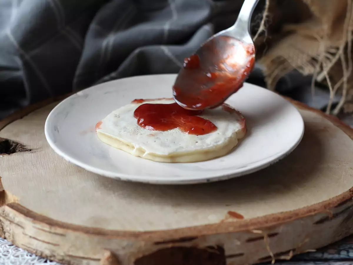 Fluffiga veganska pannkakor med linfröägg – enkelt recept utan ägg - foto 4
