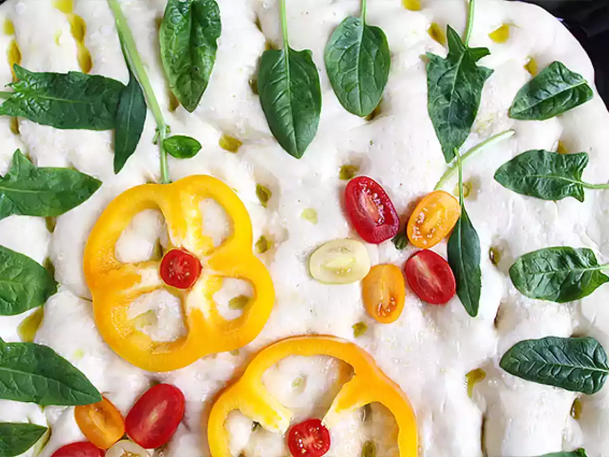 Focaccia med blommor - focaccia konst - foto 7