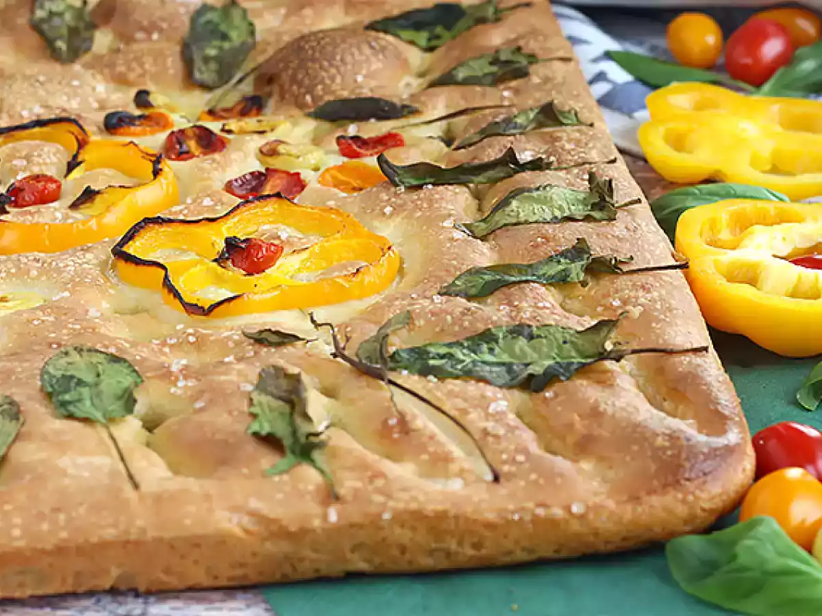 Focaccia med blommor - focaccia konst - foto 8