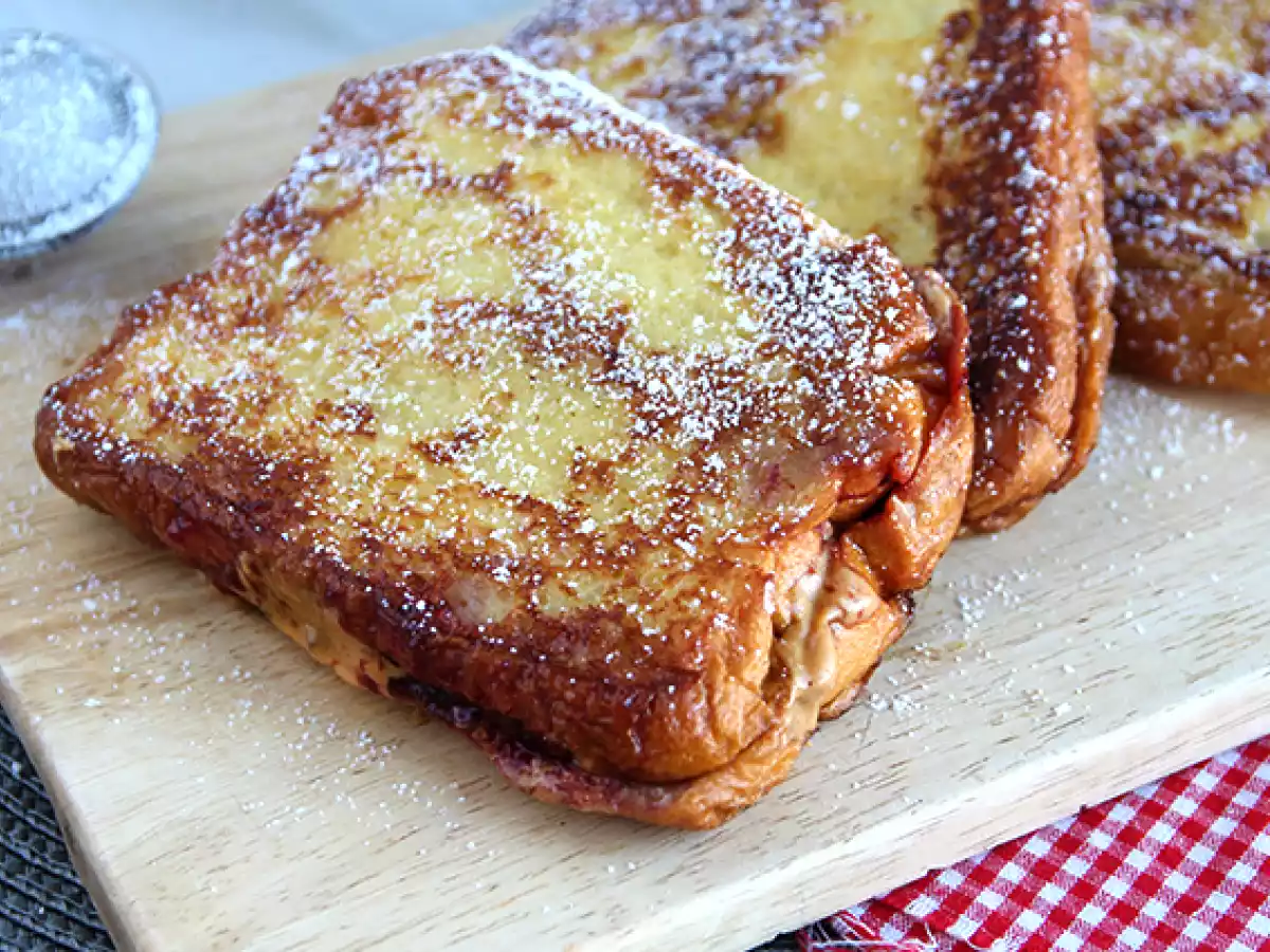 Franska toast med jordnötssmör och sylt - foto 3