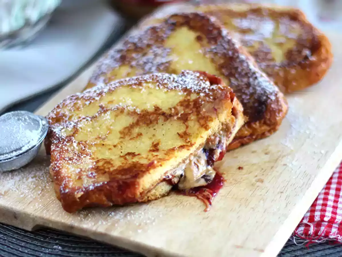 Franska toast med jordnötssmör och sylt - foto 4