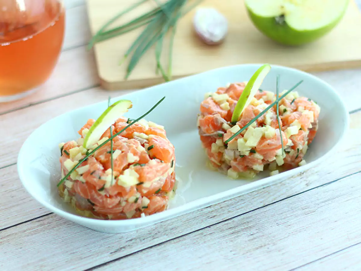 Fräsch laxtartar med grönt äpple