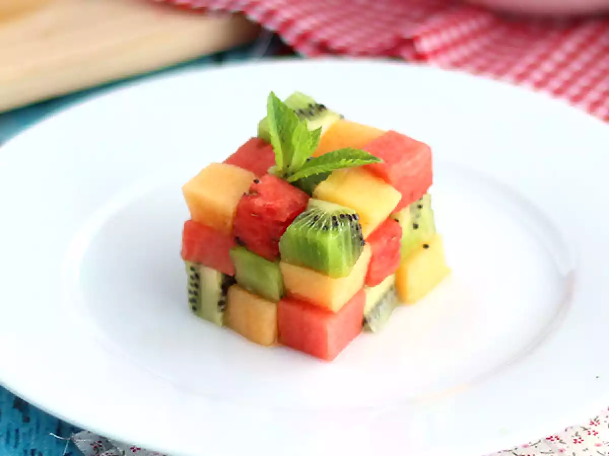 Frukt Rubiks kub, designad fruktsallad