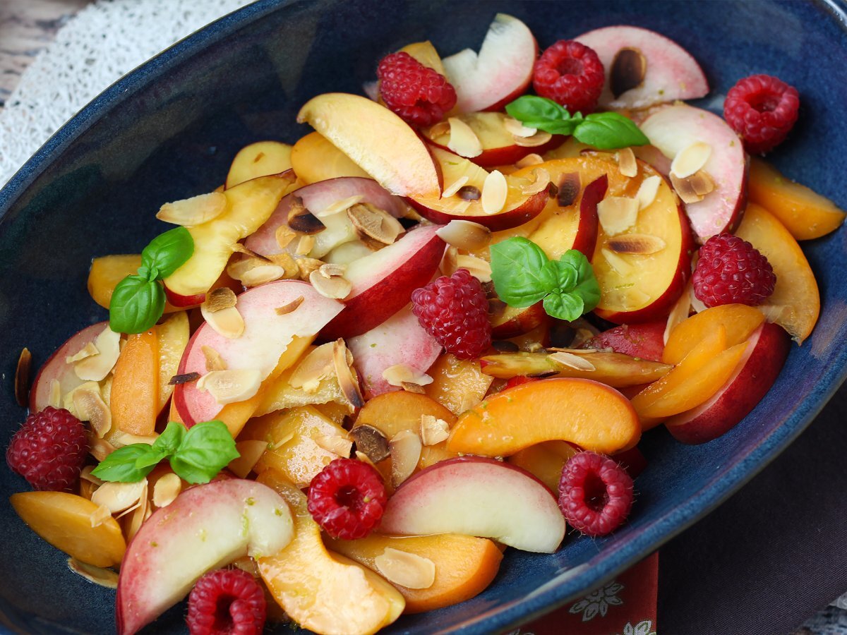 Fruktsallad: persika, aprikos, hallon och mycket mer! - foto 2