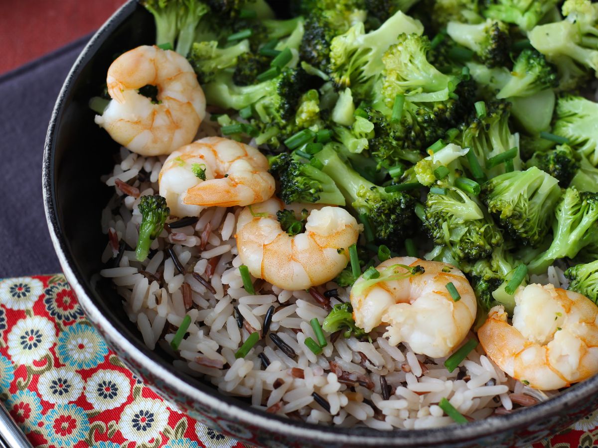 Fullkornsris med broccoli och räkor! Lätt och balanserad - foto 4