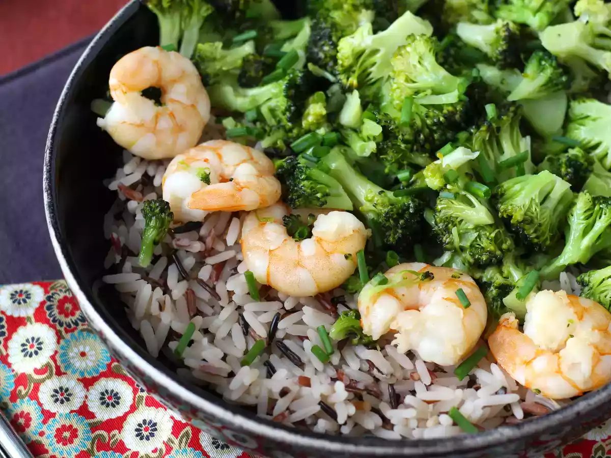 Fullkornsris med broccoli och räkor! Lätt och balanserad - foto 4