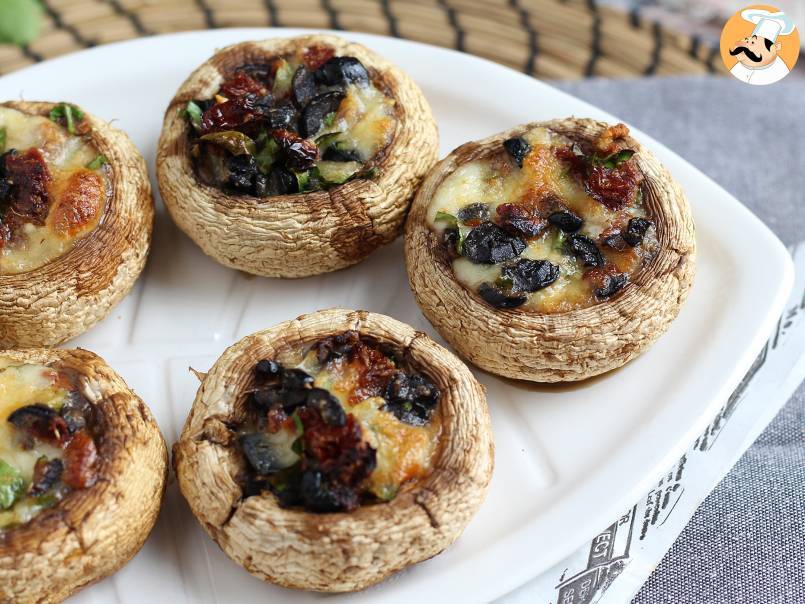 Fyllda och bakade champinjoner (en bra idé för aperitif)