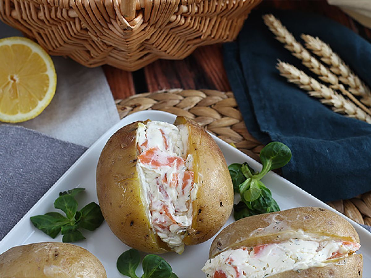 Fyllda potatisar med rökt lax och fromage frais - foto 3