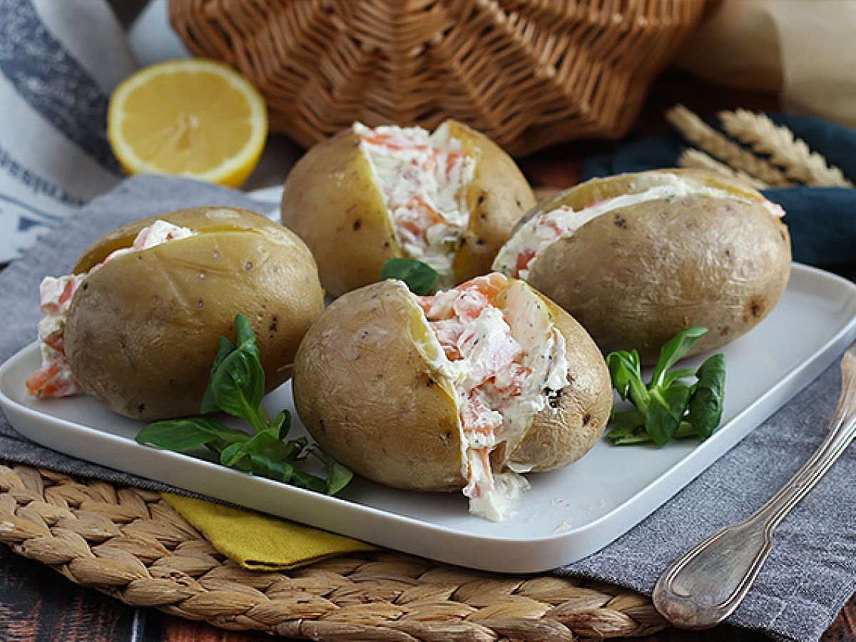 Fyllda potatisar med rökt lax och fromage frais - foto 4