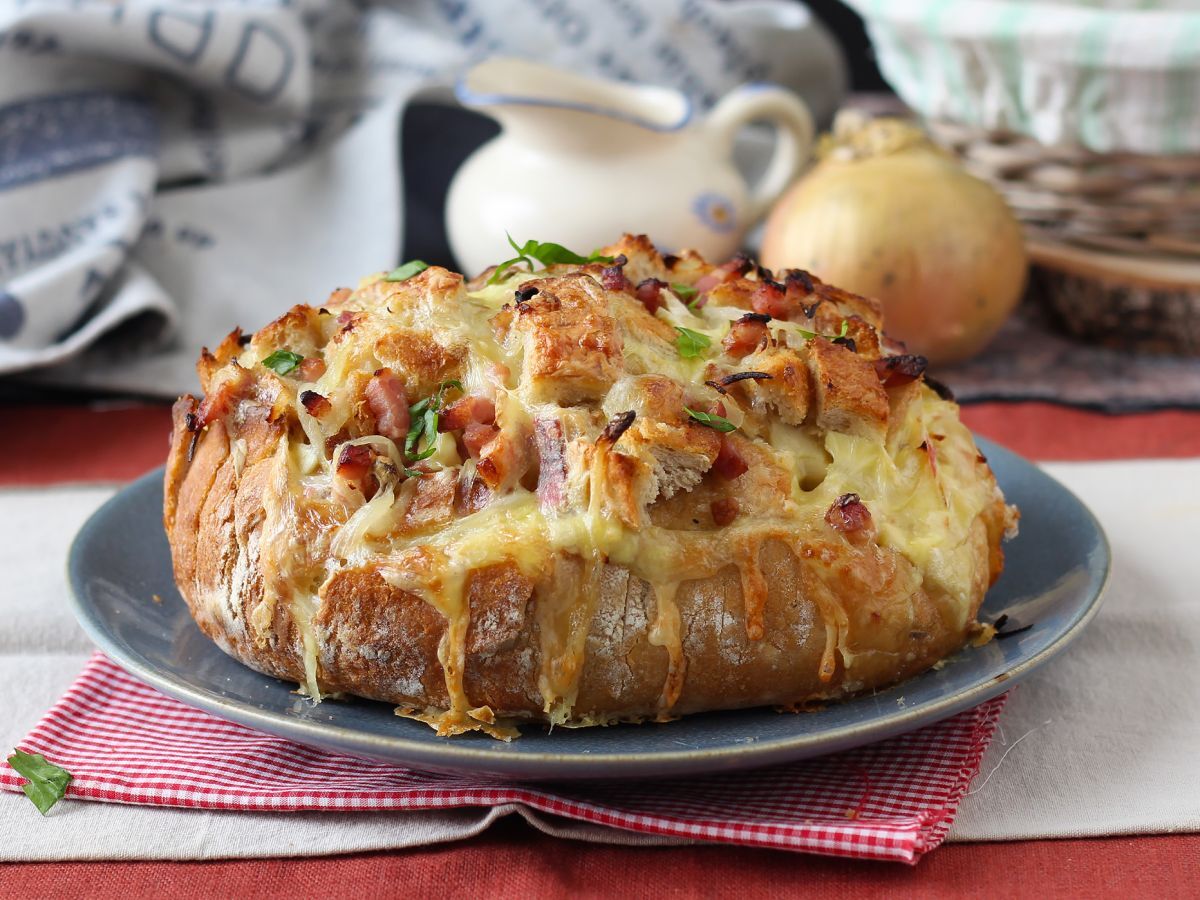 Fyllt igelkottsbröd i tartiflette-stil - foto 4