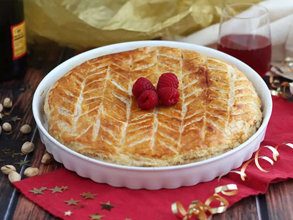 Galette des rois med frangipane, hallon och pistage