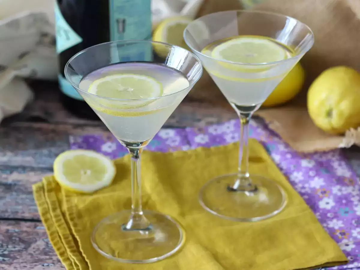 Gin fizz att dela med gästerna under aperitifen