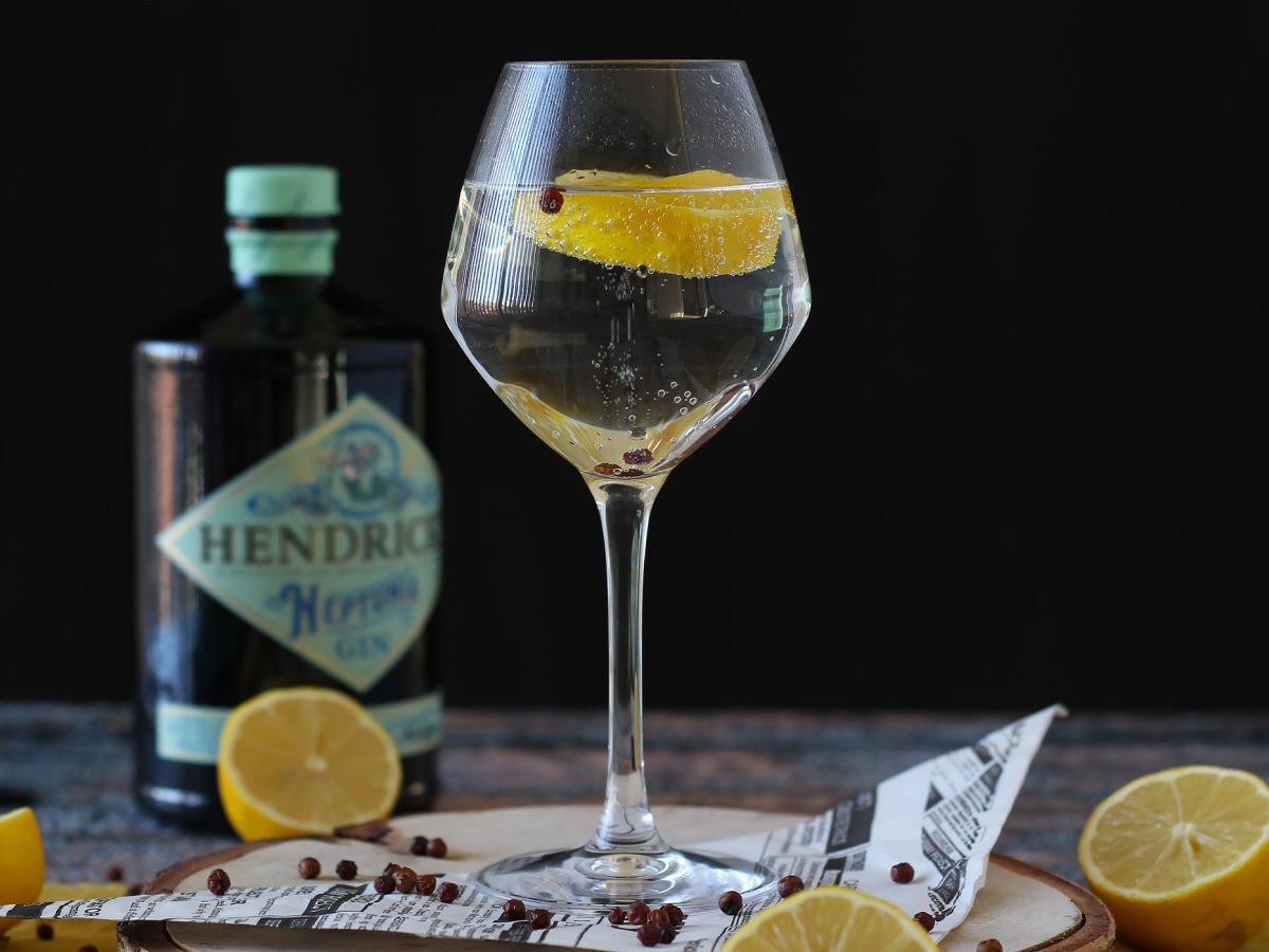 Gin och tonic, den perfekta cocktailen för aperitifen!