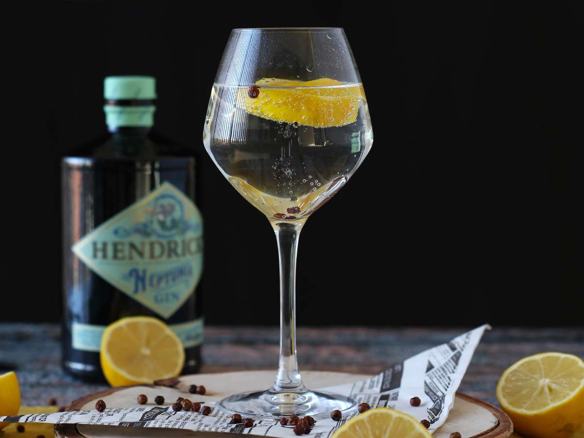 Gin och tonic – den självklara cocktailen till aperitifen!